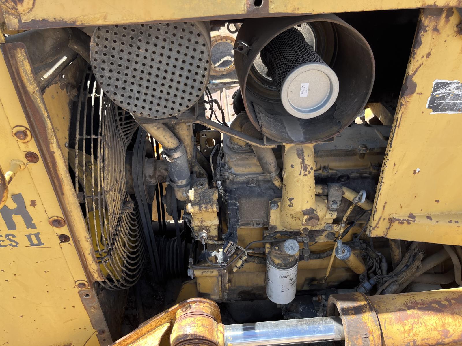 ./imagenes/INVOICE/2019/14386/TOPADOR FRONTAL CATERPILLAR D4H SERIES II (2).JPG